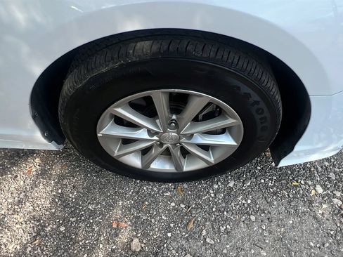 Used 2019 Hyundai Sonata SE FWD image 24