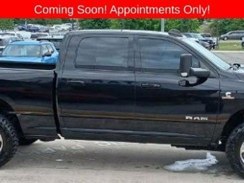 Used 2020 RAM 2500 Big Horn w/ Level 1 Equipment Group AWD/4WD image 3