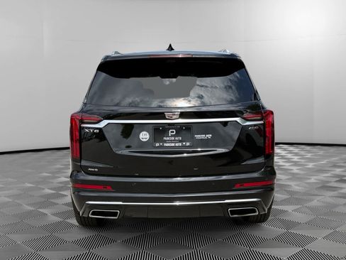Used 2024 Cadillac XT6 Premium Luxury w/ Technology Package AWD/4WD image 4