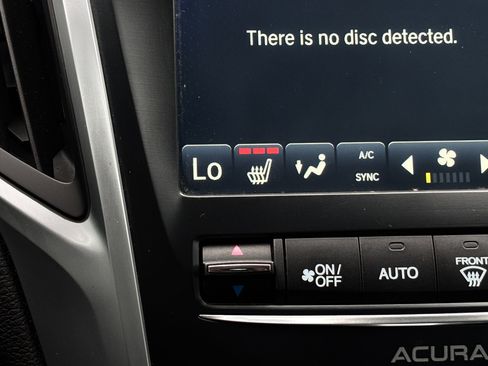 Used 2019 Acura TLX image 3