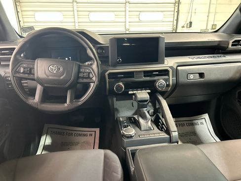 Used 2024 Toyota Tacoma SR w/ SR Upgrade Package AWD/4WD image 4