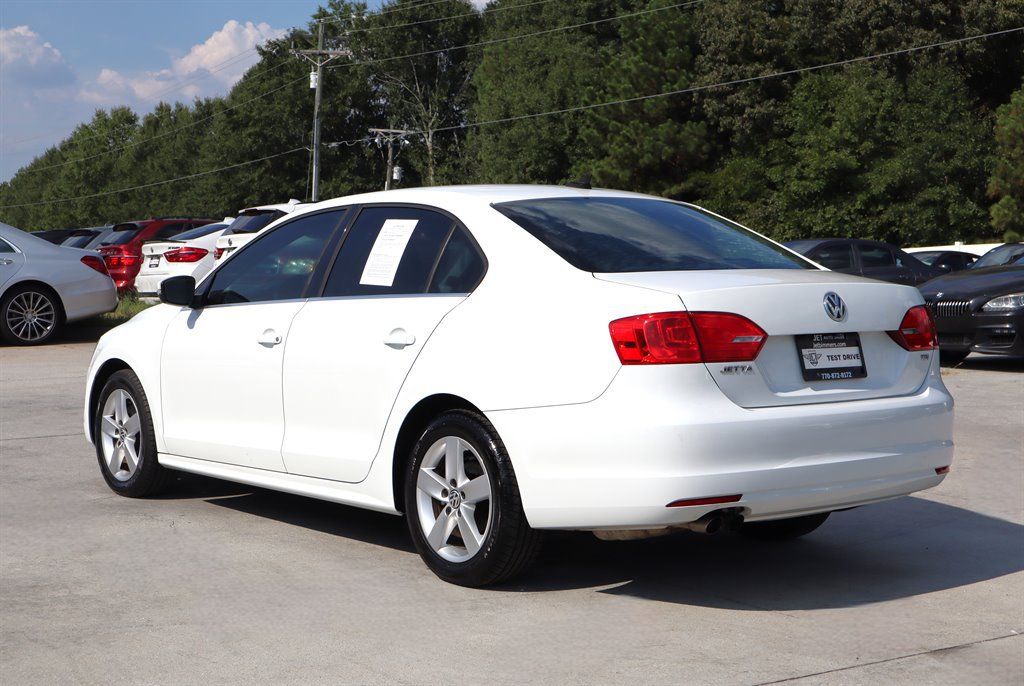 Used 2014 Volkswagen Jetta TDI FWD image 5