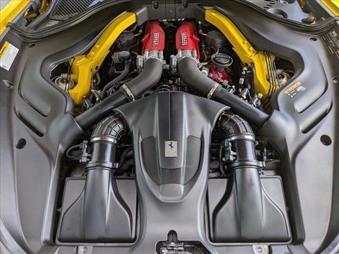 Used 2023 Ferrari Roma RWD image 20