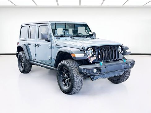 Used 2024 Jeep Wrangler Unlimited AWD/4WD image 3