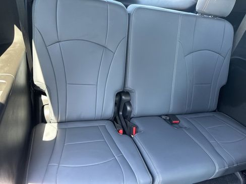 Used 2023 Buick Enclave Essence w/ Experience Buick Package image 23