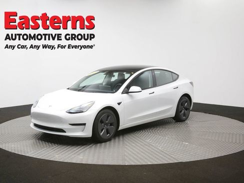 Used 2023 Tesla Model 3 Standard Range image 51