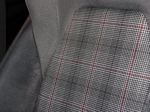 Used 2022 Volkswagen GTI SE image 12