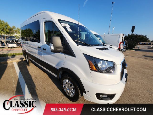 Used 2025 Ford Transit 350 XLT RWD image 1