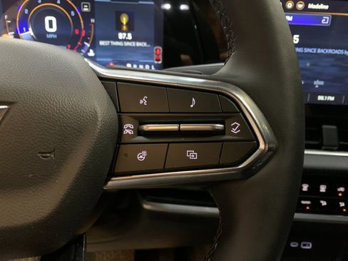 Used 2026 Chevrolet Equinox LT AWD/4WD image 29