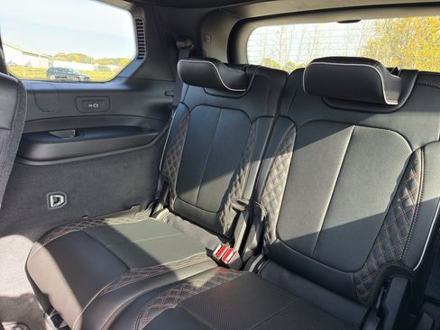 New 2025 Jeep Grand Cherokee L Summit w/ Obsidian Package image 30