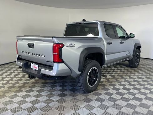 New 2026 Toyota Tacoma TRD Off-Road w/ TRD Off Road Upgrade Package AWD/4WD image 9