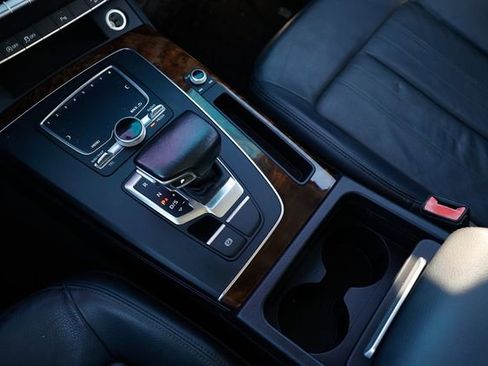 Used 2018 Audi Q5 2.0T Premium Plus w/ Premium Plus Package image 39