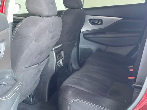 Used 2020 Nissan Murano SV FWD image 16