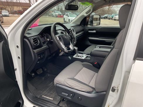 Used 2017 Toyota Tundra SR5 w/ TRD Off Road Package image 14