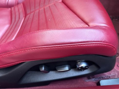 Used 2022 Chevrolet Corvette Stingray Premium Conv w/ Z51 Performance Package RWD image 23
