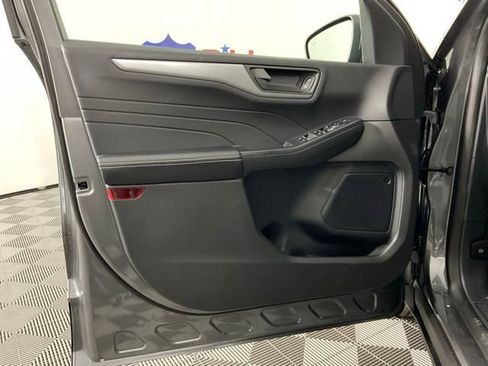 New 2025 Ford Escape Active image 12