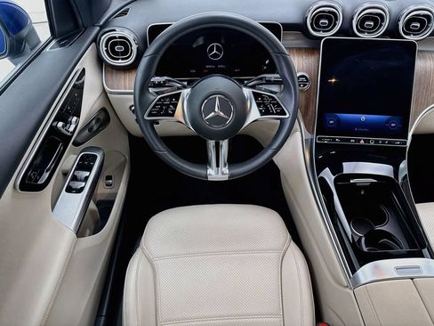 Certified 2026 Mercedes-Benz GLC 300 image 10
