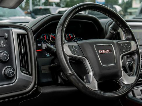 Used 2019 GMC Sierra 3500 SLT image 19