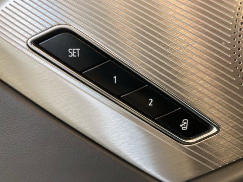 Used 2021 Chevrolet Corvette Stingray Premium Conv w/ 3LT image 15