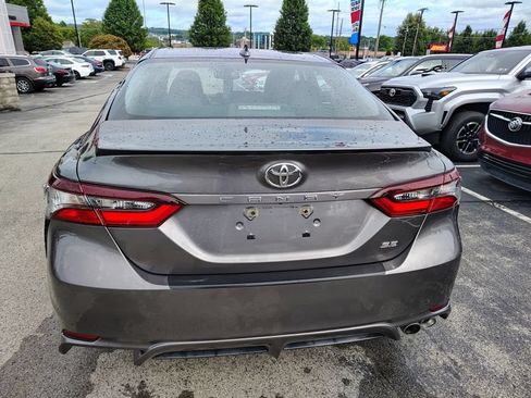 Used 2023 Toyota Camry SE w/ Cold Weather Package FWD image 6