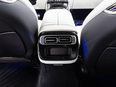 Used 2024 Mercedes-Benz S 580 4MATIC Sedan image 31