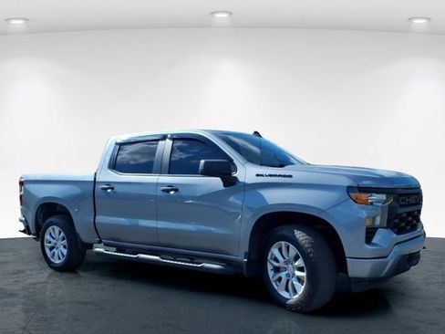 Used 2023 Chevrolet Silverado 1500 Custom w/ LPO, Dark Essentials Package AWD/4WD image 5