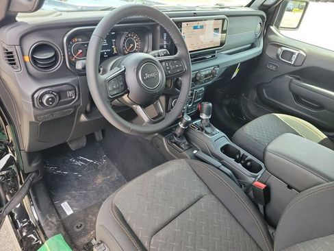 New 2026 Jeep Gladiator Mojave AWD/4WD image 12