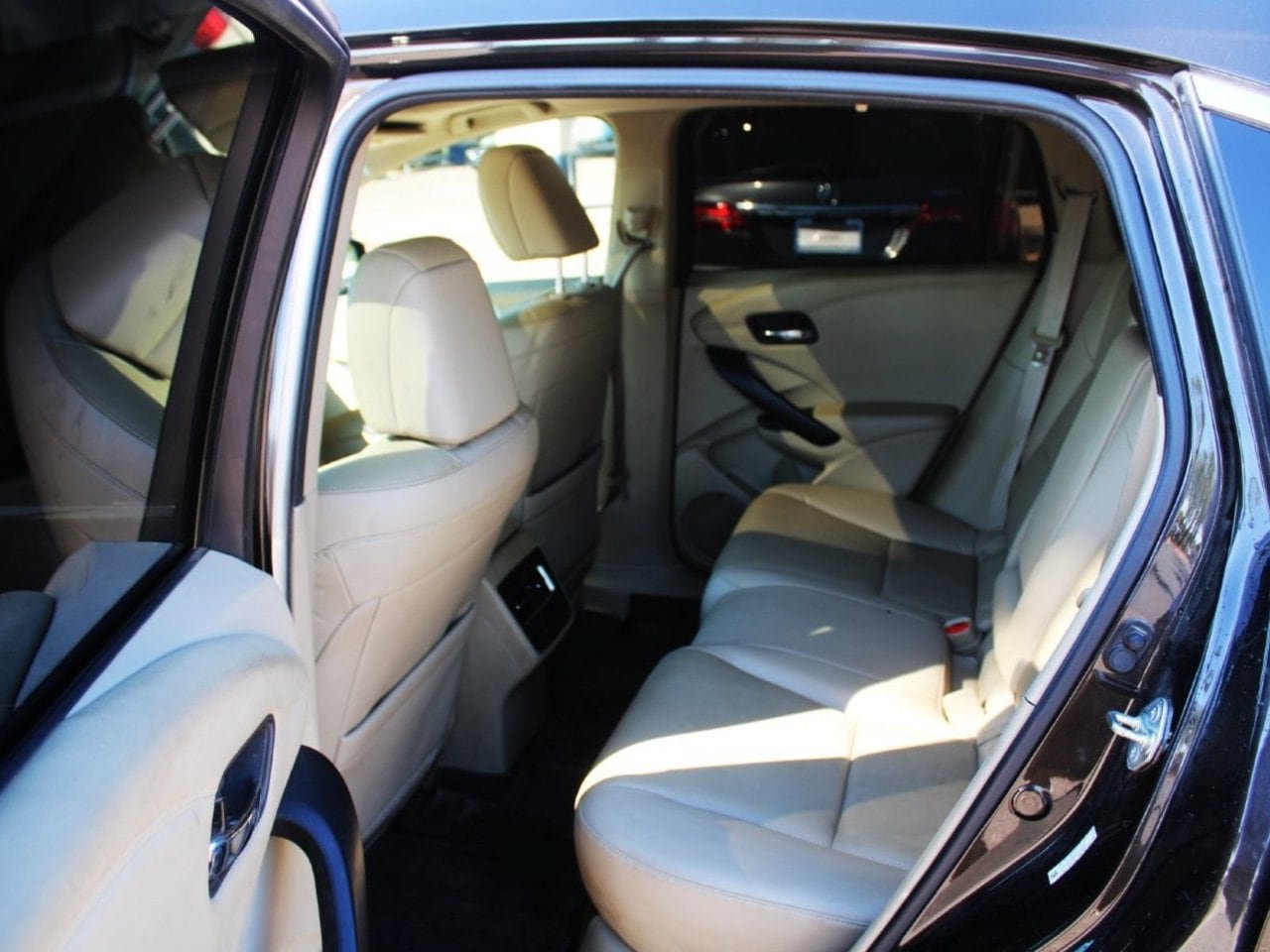 Used 2017 Acura RDX w/ Technology Package FWD image 12
