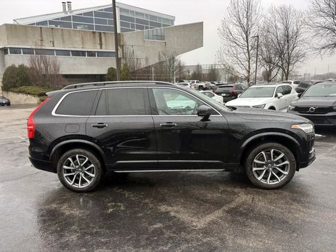 Used 2018 Volvo XC90 T5 Momentum w/ Convenience Package image 8