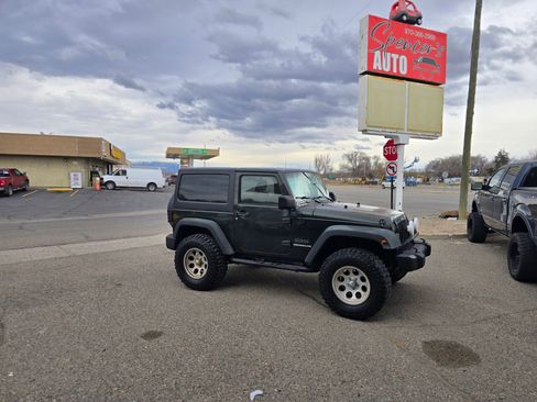 Used 2011 Jeep Wrangler Sport image 2