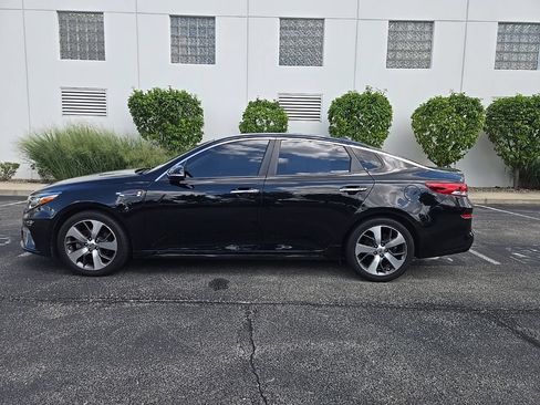 Used 2020 Kia Optima S FWD image 5