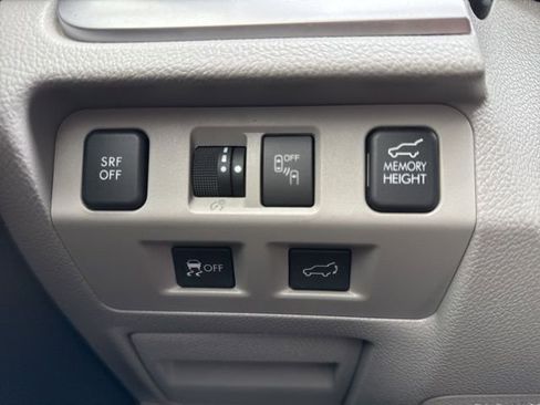 Used 2018 Subaru Forester 2.5i Premium image 17