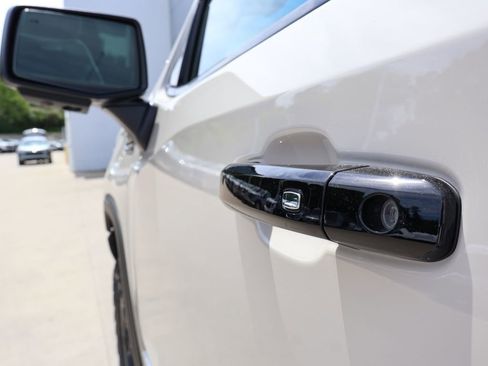 New 2026 GMC Sierra 1500 AT4X w/ AT4X AEV Edition AWD/4WD image 10