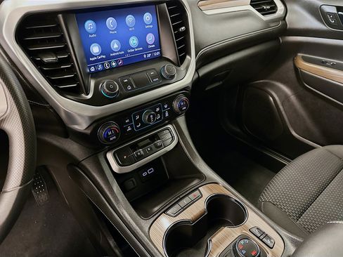 Used 2023 GMC Acadia SLE w/ Driver Convenience Package image 26