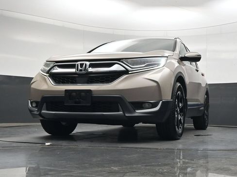 Used 2017 Honda CR-V Touring image 41