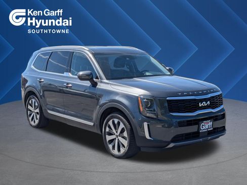 Used 2022 Kia Telluride S AWD/4WD image 1