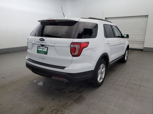Used 2019 Ford Explorer XLT w/ Equipment Group 201A image 9