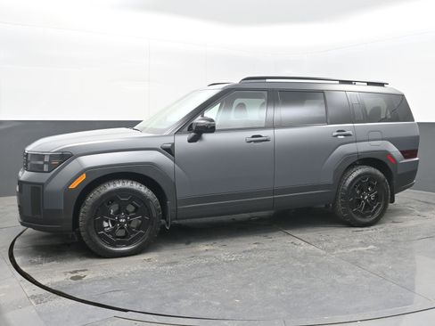 Used 2025 Hyundai Santa Fe XRT image 5