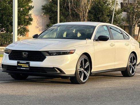 Certified 2025 Honda Accord Sport image 8