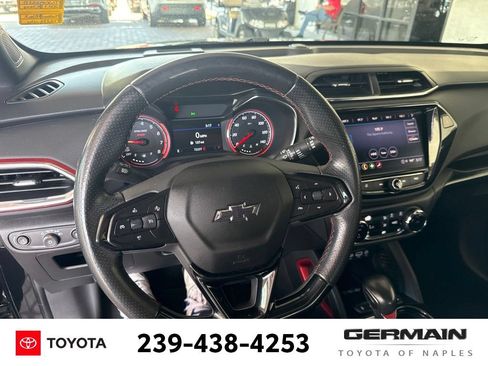 Used 2021 Chevrolet TrailBlazer RS w/ Technology Package FWD image 20