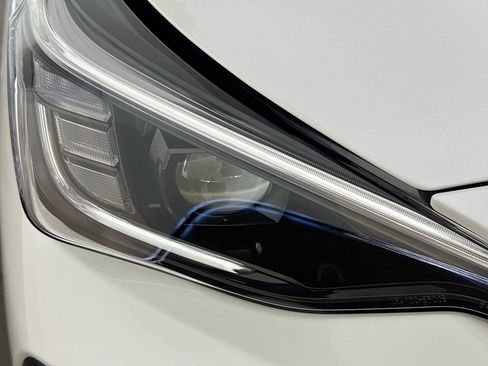 Certified 2025 Subaru Crosstrek 2.5i Limited w/ Crosstrek Mirror Package image 37