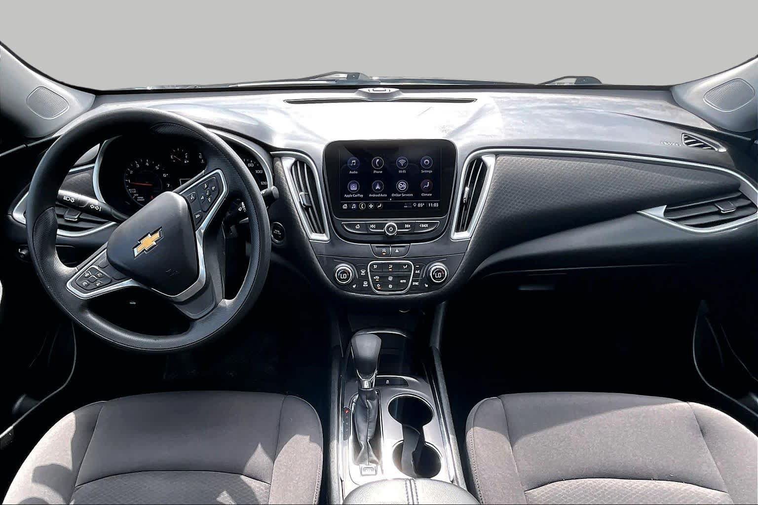 Used 2022 Chevrolet Malibu LT FWD image 16