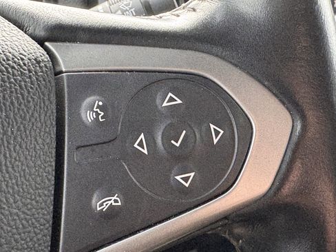 Used 2019 Chevrolet Colorado LT w/ Colorado RST Special Edition image 6