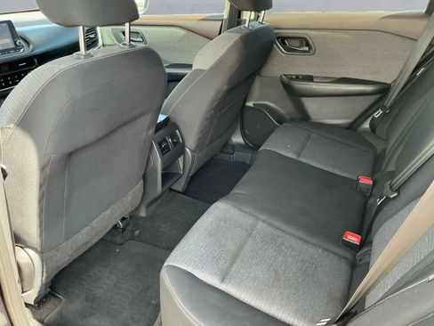 Used 2021 Nissan Rogue S image 15