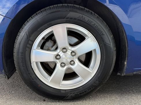 Used 2012 Chevrolet Cruze LT FWD image 13