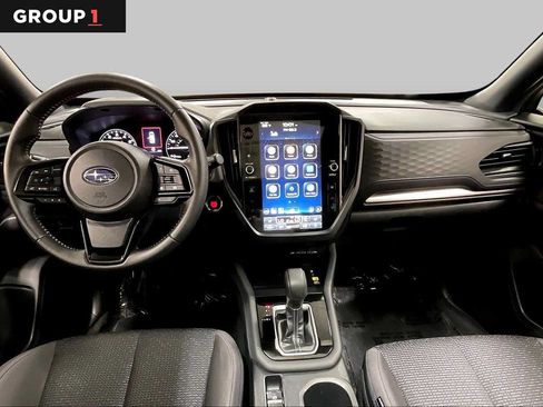 Used 2025 Subaru Forester Premium AWD/4WD image 16