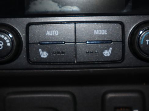 Used 2021 Buick Enclave Avenir FWD image 28