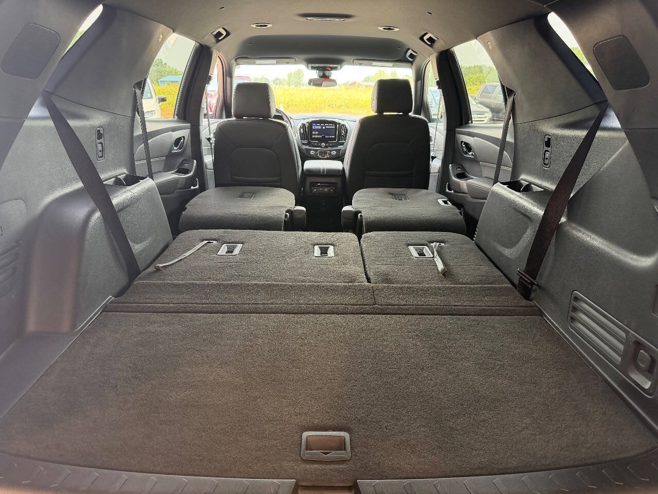 Used 2023 Chevrolet Traverse LT AWD/4WD image 27