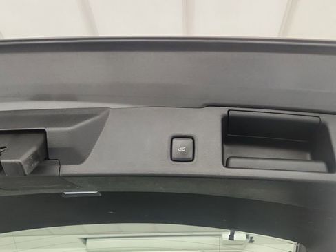 Used 2022 Ford Escape SEL w/ Technology Package image 25