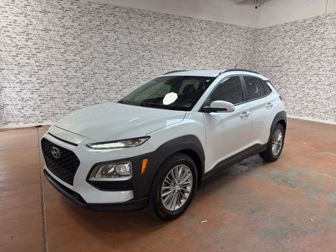 Used 2020 Hyundai Kona SEL image 3